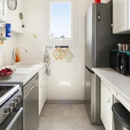 Apartment Cosy Dans Avec Piscine Et A 2 Pas De La Bandol