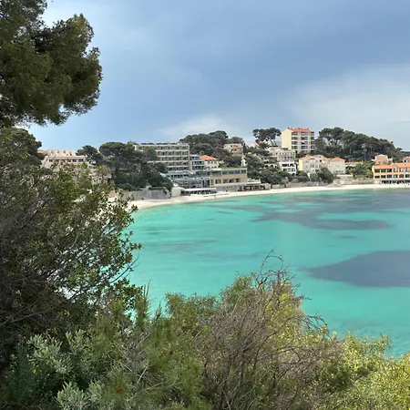 Cosy Dans Avec Piscine Et A 2 Pas De La Apartament Bandol